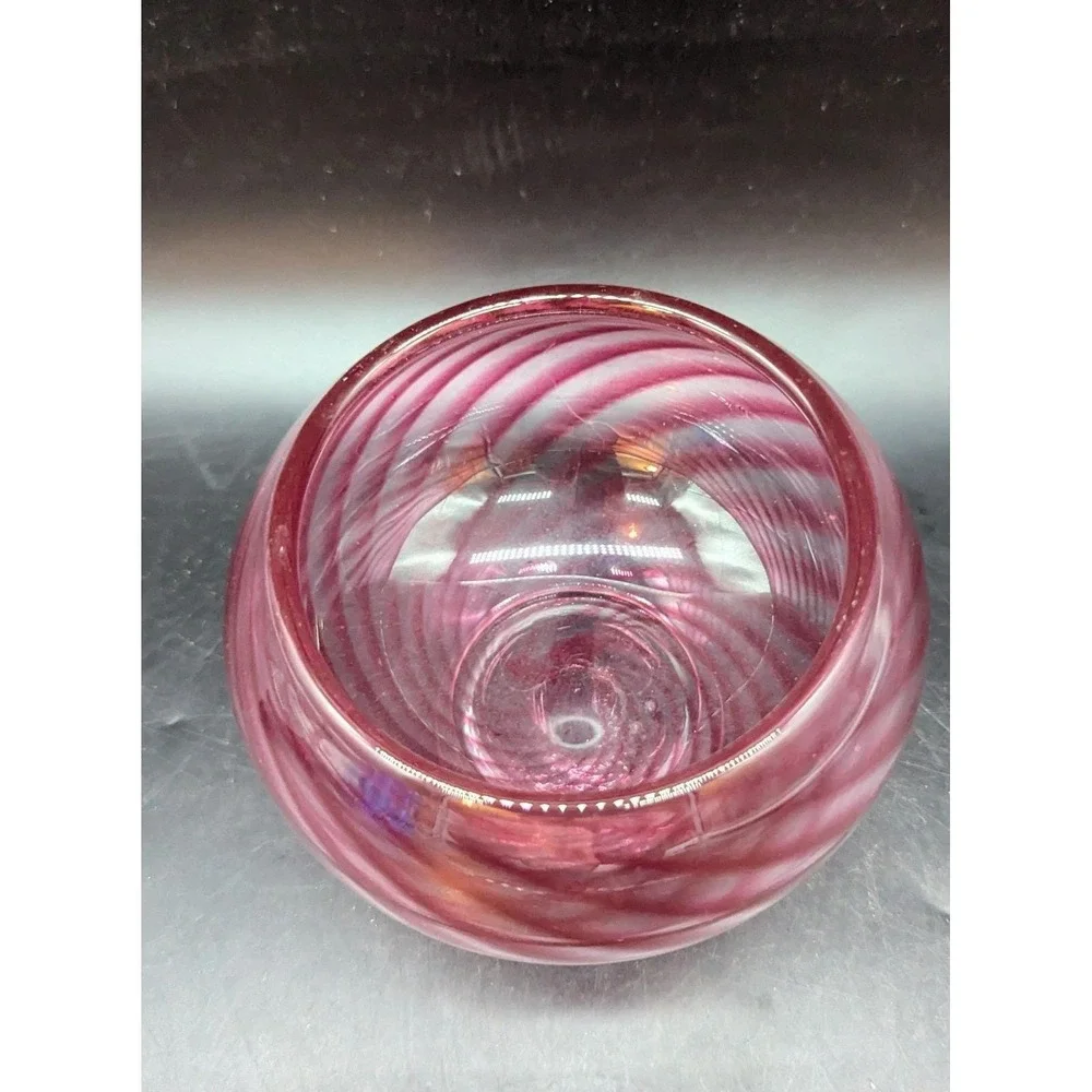 Vintage‎ Hand Blown Art Glass Red Optic Swirl Candy Bonbon Dish Bowl 4.5